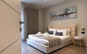 Xxiv Domus Luxury Suites