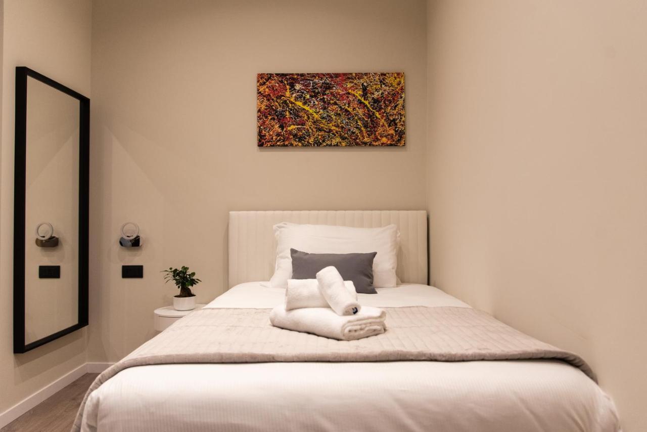 Xxiv Domus Luxury Suites 罗马 外观 照片